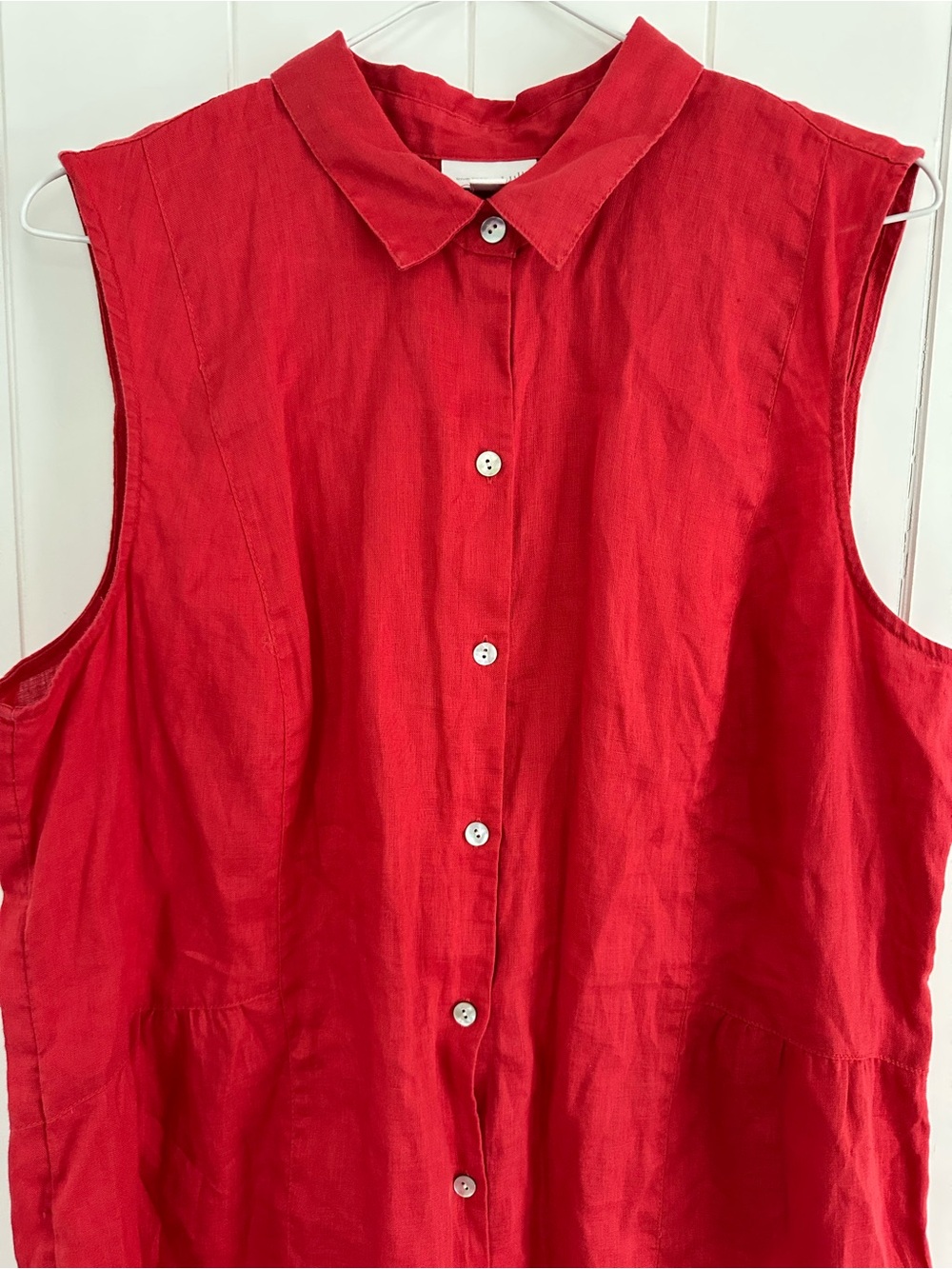 J. Jill Sleeveless Button-Down Linen Tunic Top in Red - Picture 2 of 8